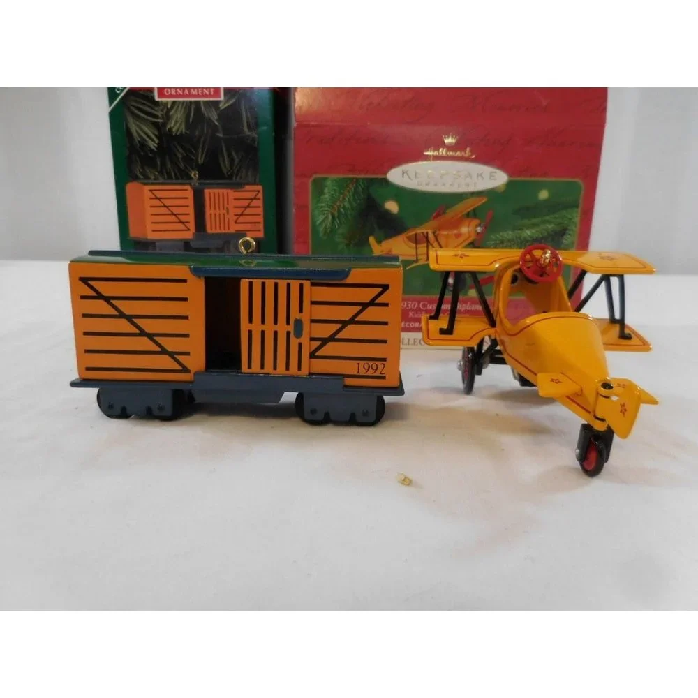 Hallmark Keepsake Ornament 1930 Custom Biplane Kiddie‎ Car Classics 2001 + Stock